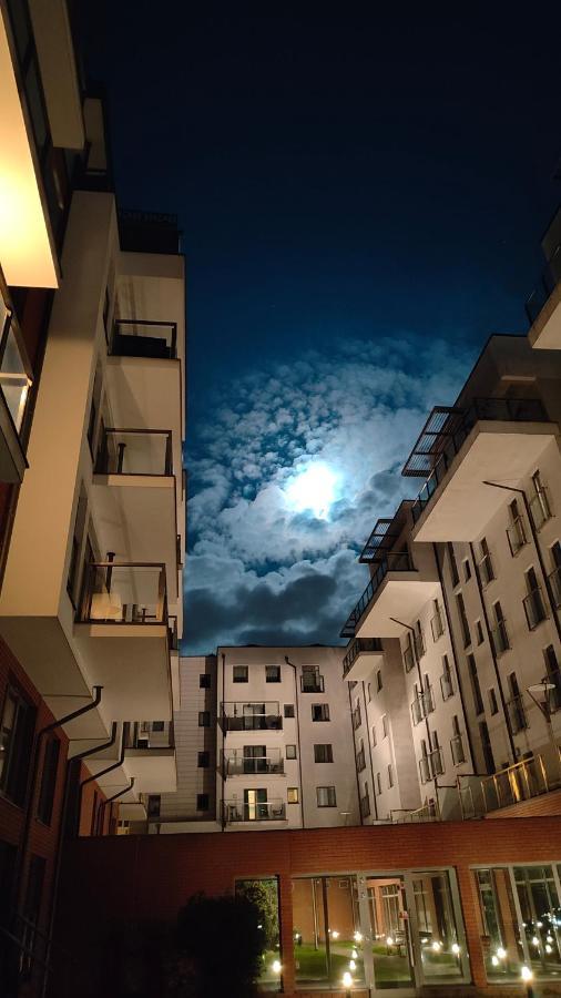 3 City Apartments - Waterlane Valhalla غدانسك المظهر الخارجي الصورة