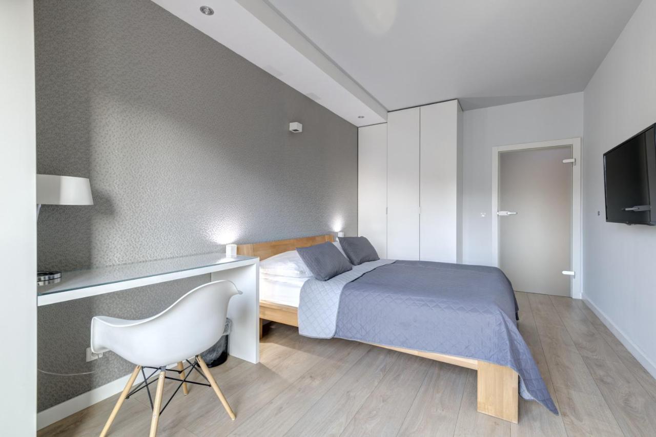 3 City Apartments - Waterlane Valhalla غدانسك المظهر الخارجي الصورة
