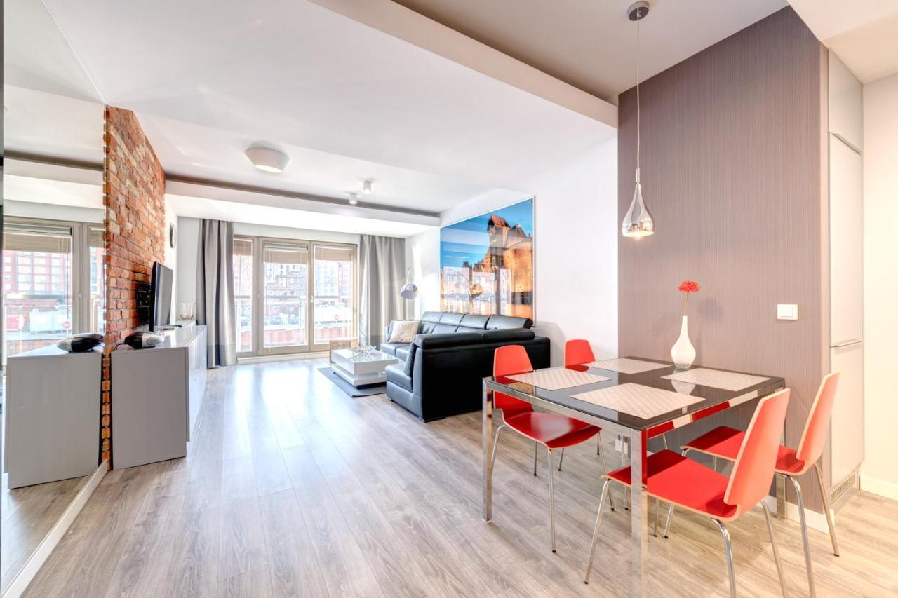 3 City Apartments - Waterlane Valhalla غدانسك المظهر الخارجي الصورة